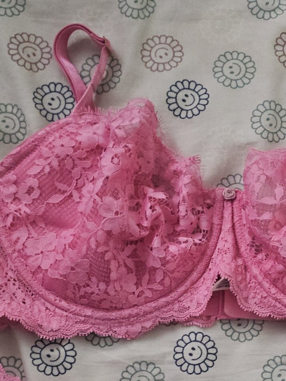 Victoria's Secret Dream Angels Wicked Lace Unlined Balconette Bra